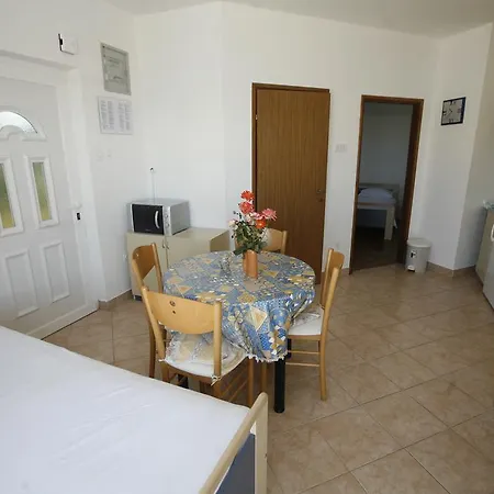 Apartment Roza Miškovići